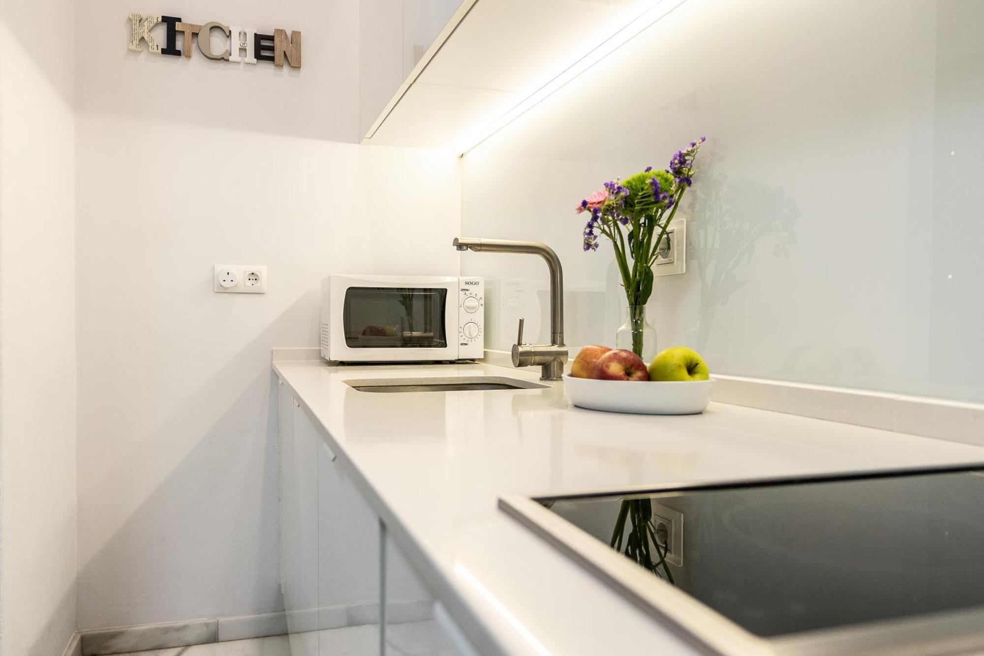 Apartamento Triana Deluxe Con Patio Privado Seville Exterior photo